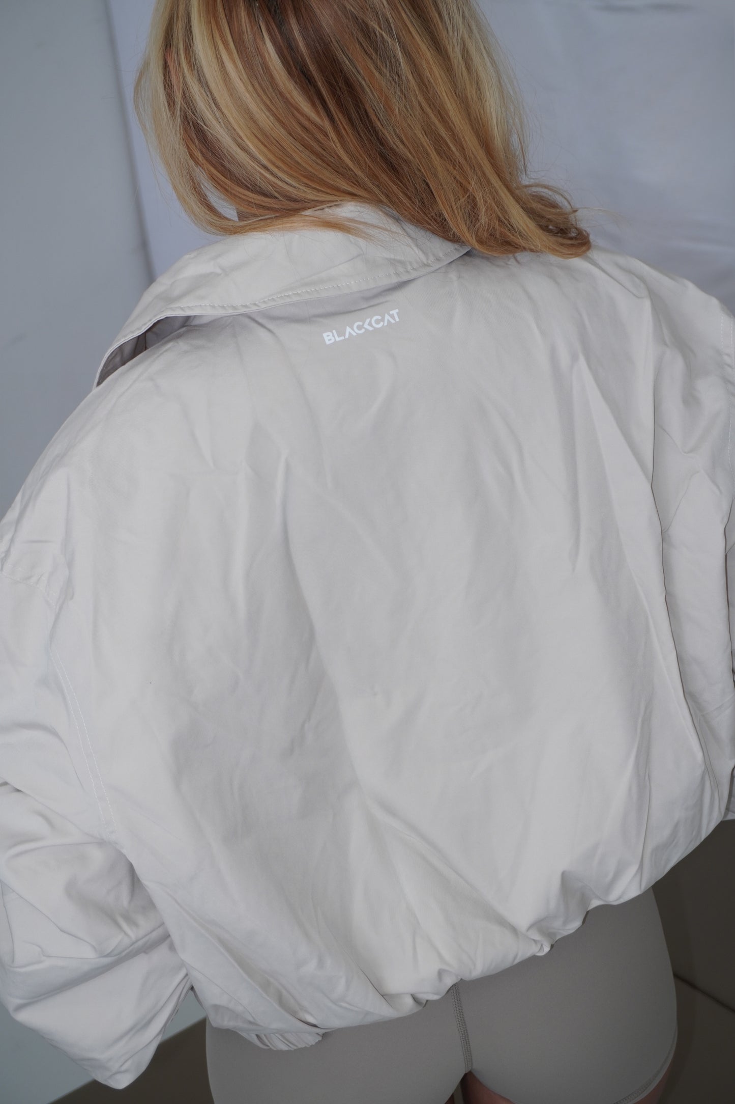 Off Duty Cream Jacket