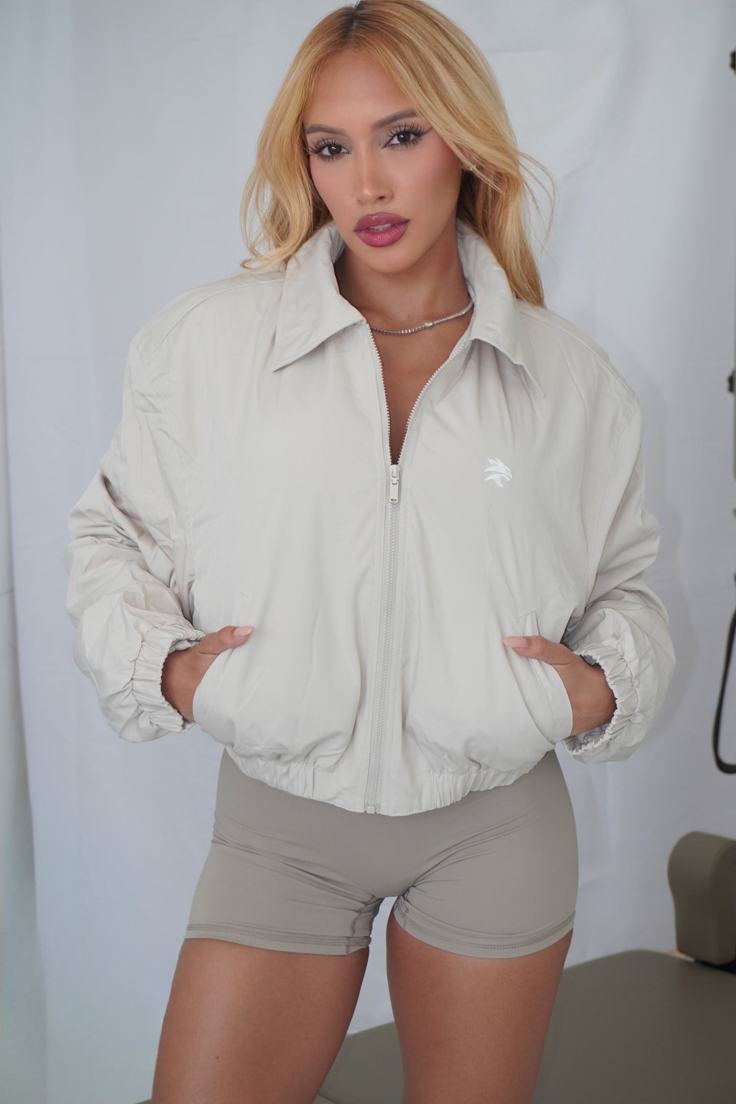 Off Duty Cream Jacket