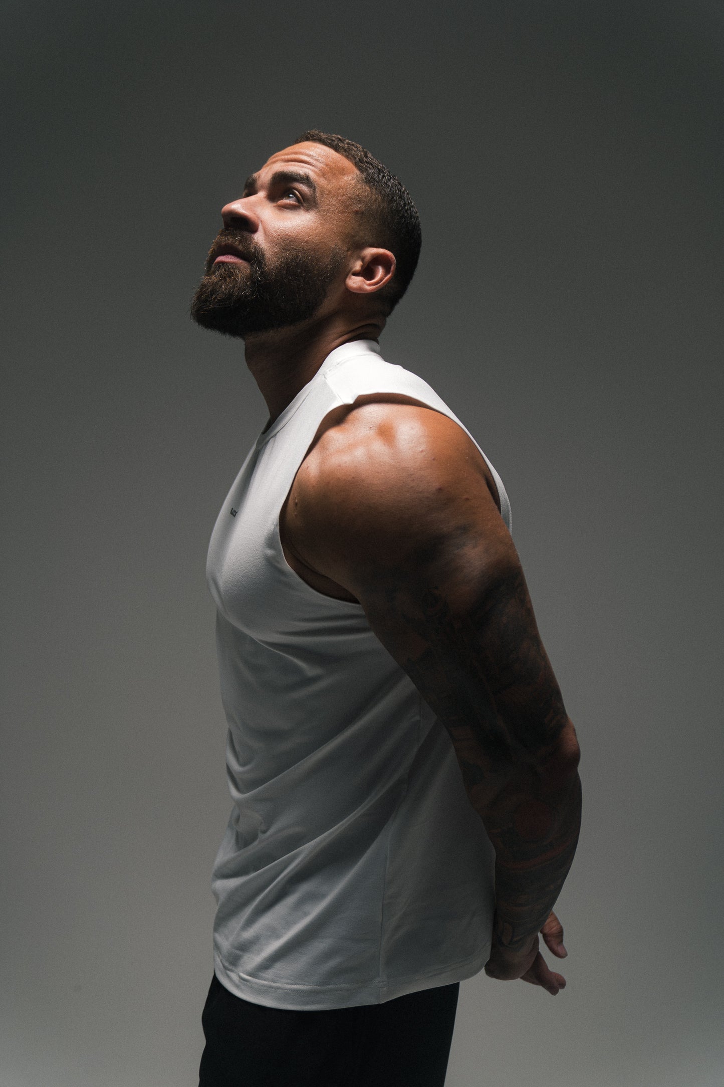 Velocity White tank